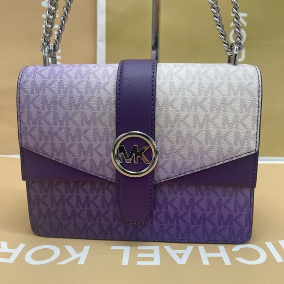 Michael Kors Greenwich Sm Color-Block Sign Logo Flap Crossbody XBODY
Dark Purple - Picture 15 of 16